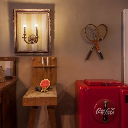 Vintage Apartment
