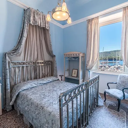 Vintage Porto Azzurro