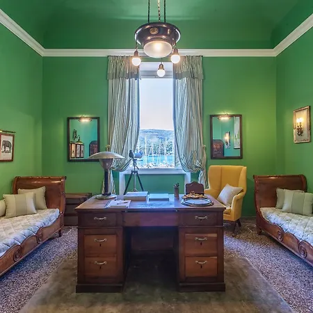 Apartment Vintage